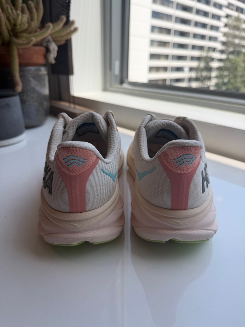 Hoka Women’s Clifton 9 - Picture 3 of 8